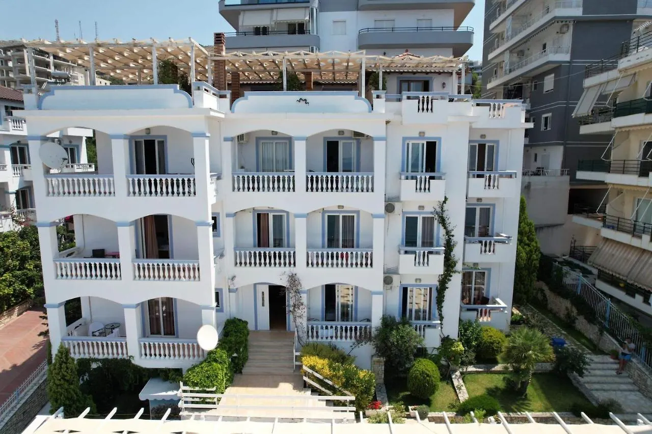 Hotel Erdano Sarandë 3*,